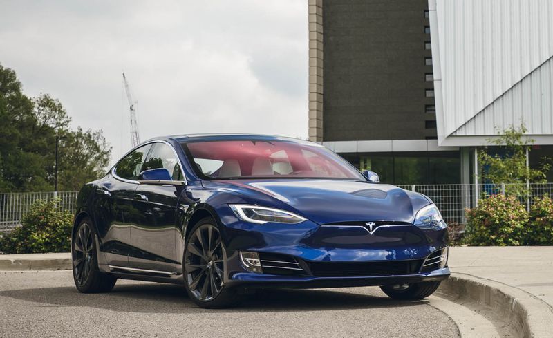 El Tesla modelo S recibirá nuevos cambios y ajuste de precios